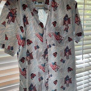 WWE Randy savage RSVLTS Men's Shirt size medium.